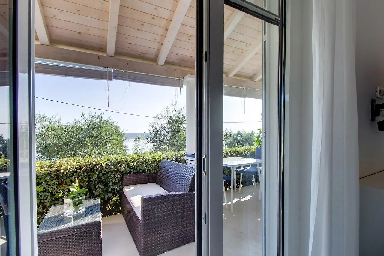 Apartments Del Sole Nerezine