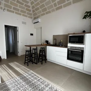 https://apt-acqua-salmastra.sicilyhotelsitaly.net
